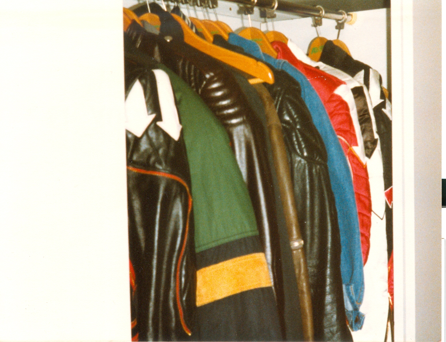 freddie's wardrobe 1 (hilton munich 1984)